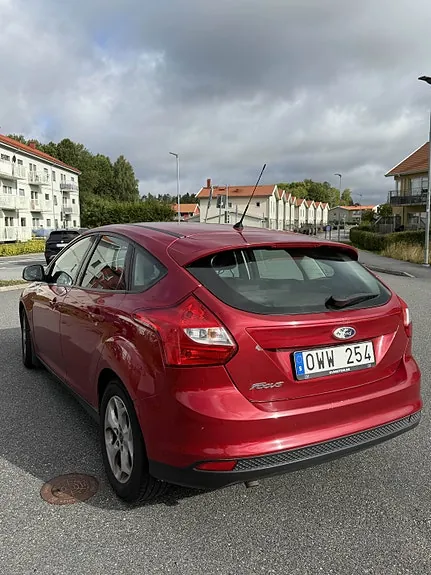 Ford Focus 2011 photo 4