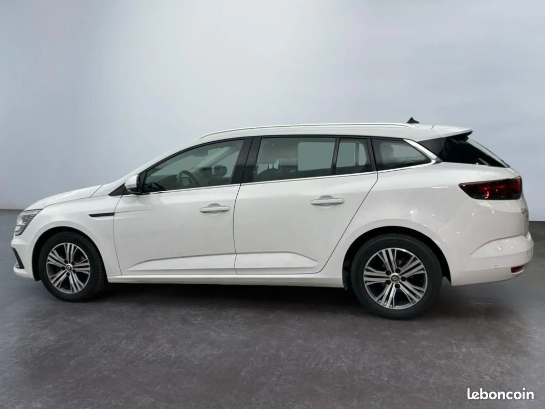 Renault Megane 2022 photo 5