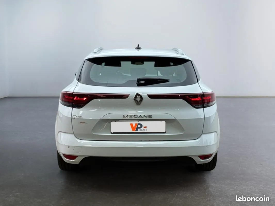 Renault Megane 2022 photo 3