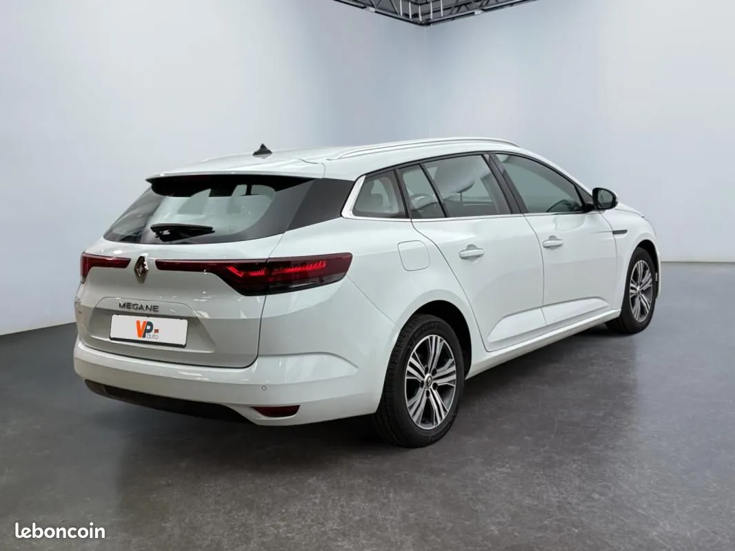 Renault Megane 2022 photo 2