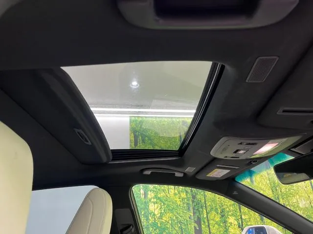 Toyota Crown Hybrid Rs 2018 photo 3