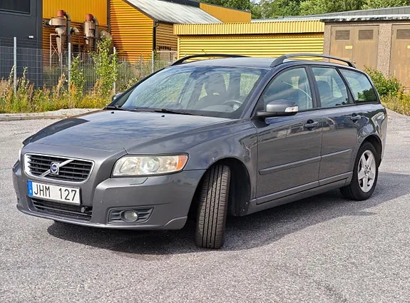 Volvo V50 2008 photo 2