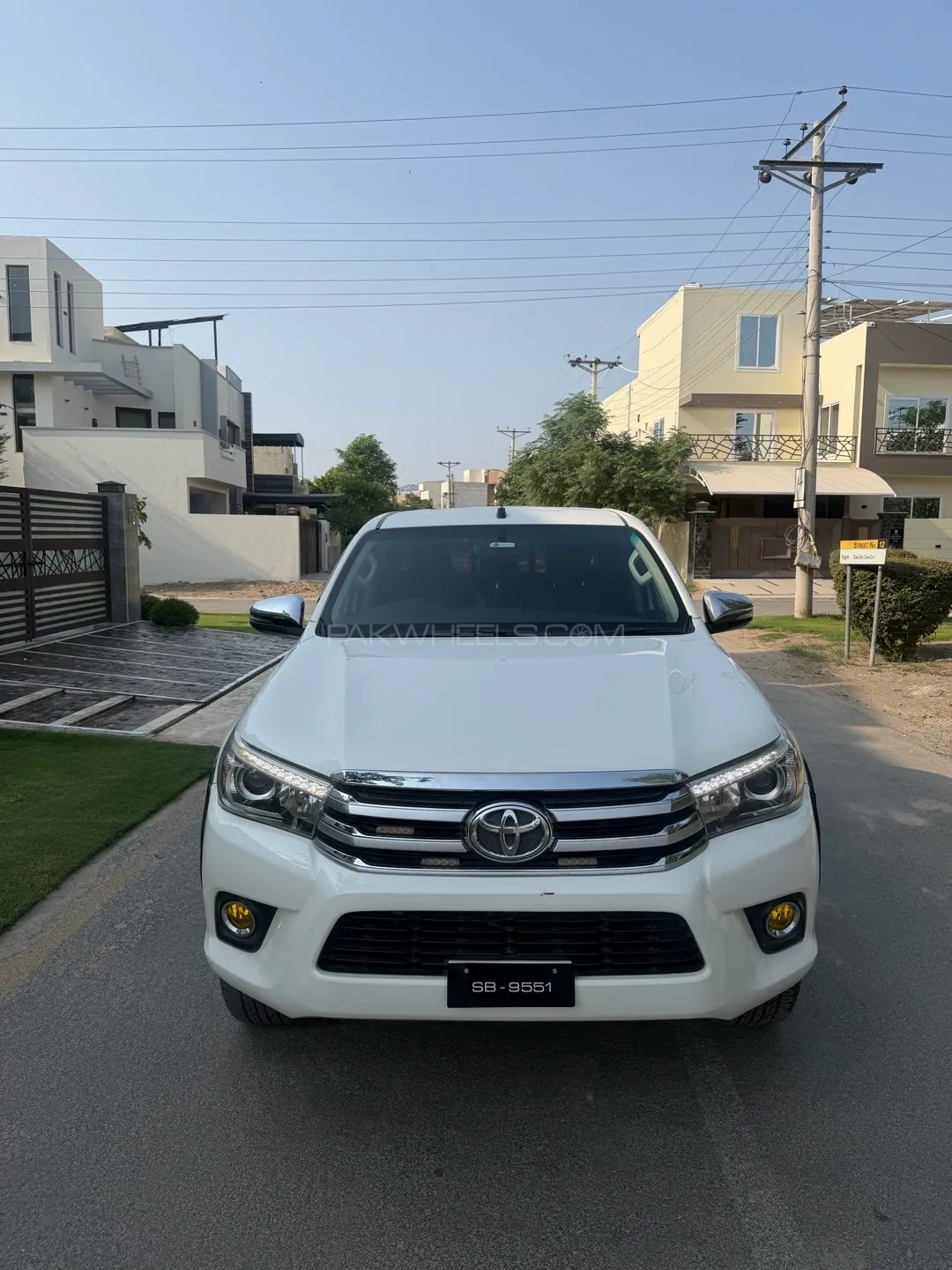 Toyota Hilux