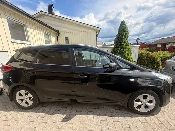 Kia Carens 2014 photo 2
