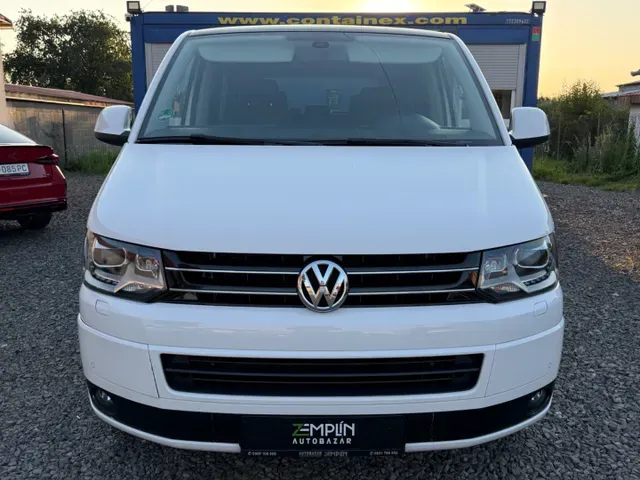 Volkswagen T5 Multivan 2013 photo 2