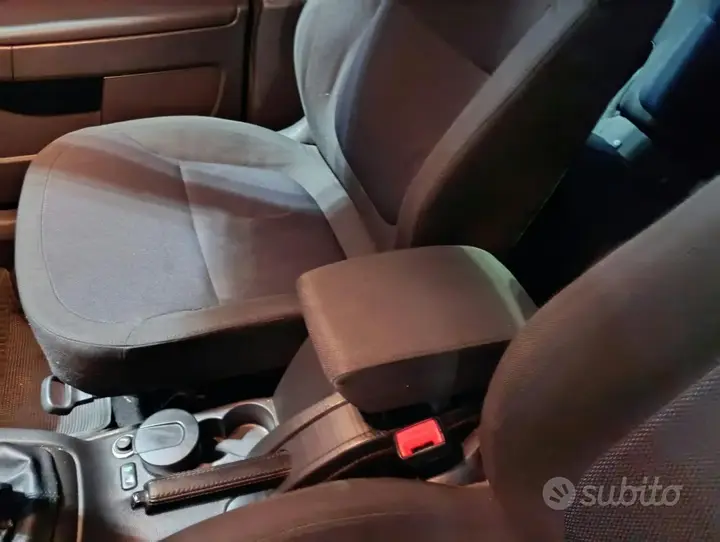 Skoda Yeti 2010 photo 5