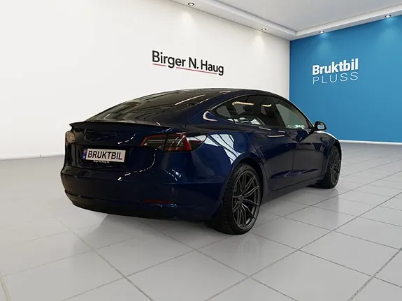 Tesla Model 3 2022 photo 4