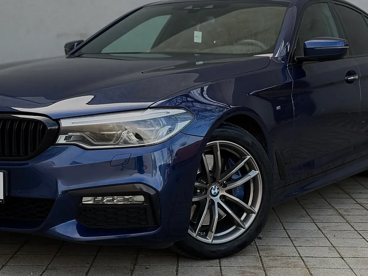 BMW 5 Series 2018 photo 3
