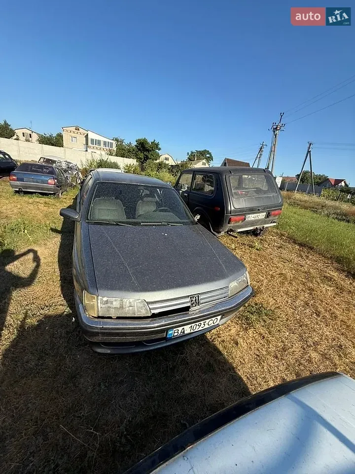 Peugeot 605