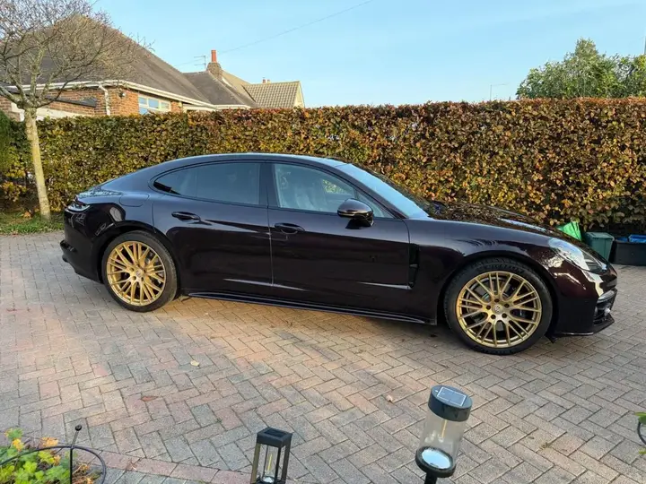 Porsche Panamera 2023 photo 4
