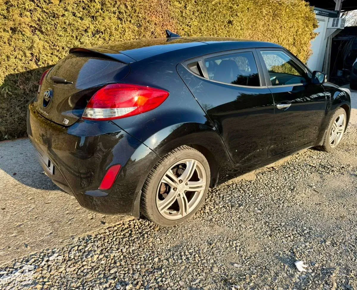 Hyundai Veloster 2012 photo 3