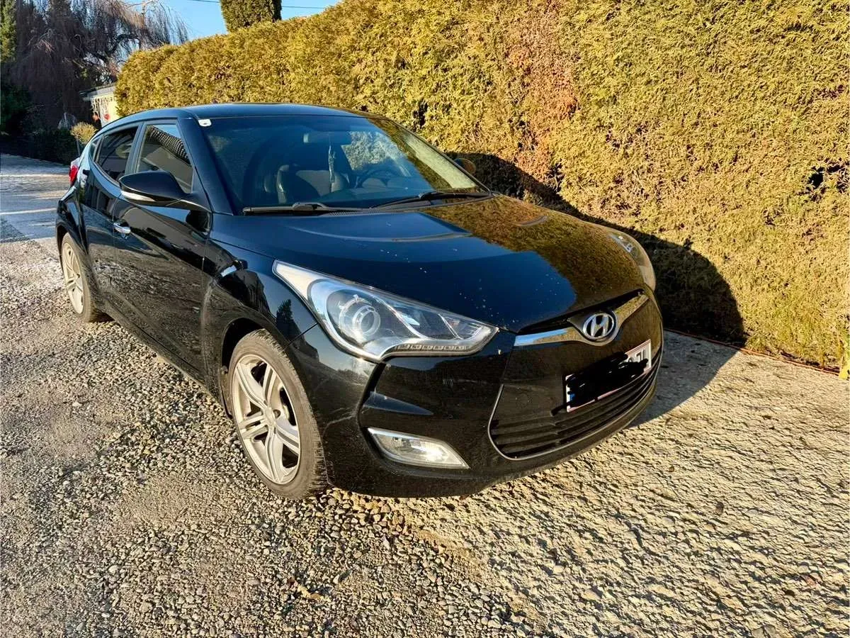Hyundai Veloster