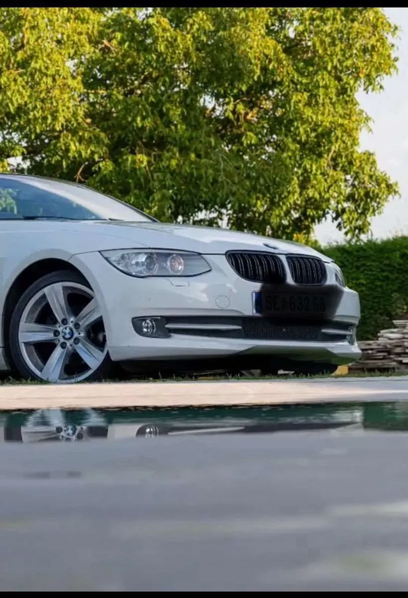 BMW 3 Series 2012 photo 3