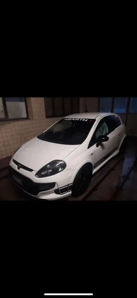 Abarth Punto Evo 2010 photo 2