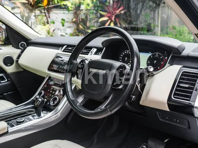 Land Rover Range Rover Sport 2018 photo 4