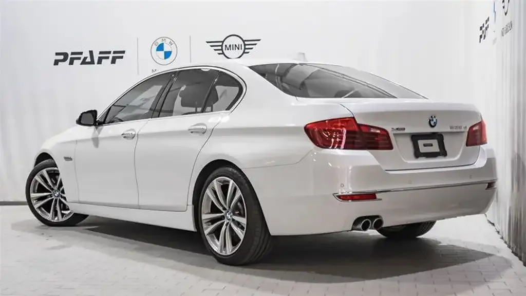 BMW 5 Series 2016 photo 4