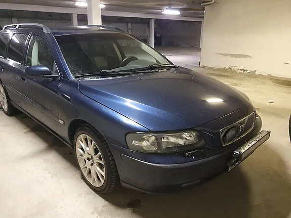 Volvo V70 2004 photo 2