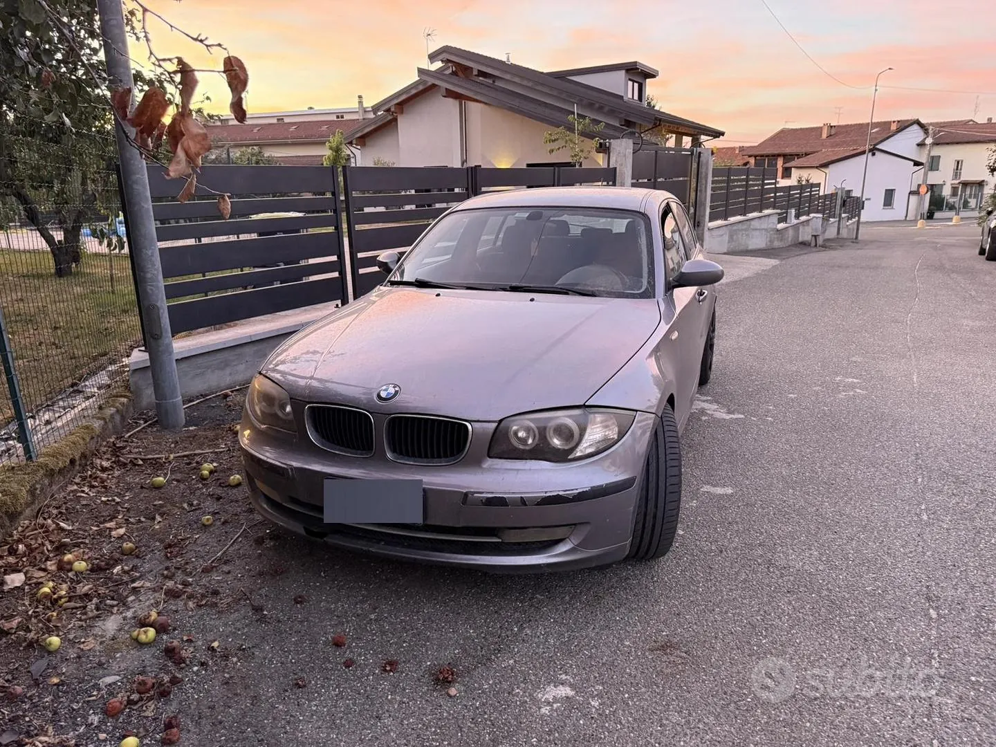 BMW 118D 2010 photo 2