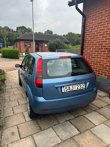 Ford Fiesta 2002 photo 3