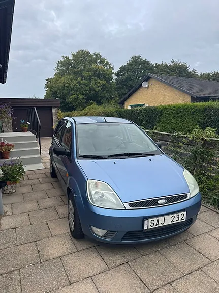 Ford Fiesta 2002 photo 5