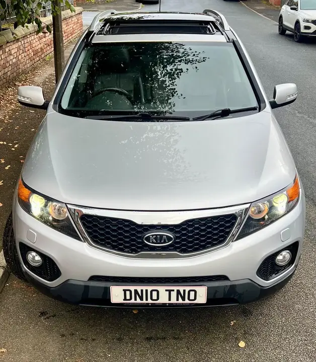 Kia Sorento 2010 photo 2