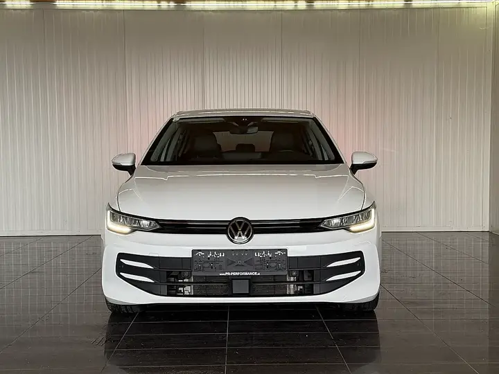 Volkswagen Golf Viii 2025 photo 3