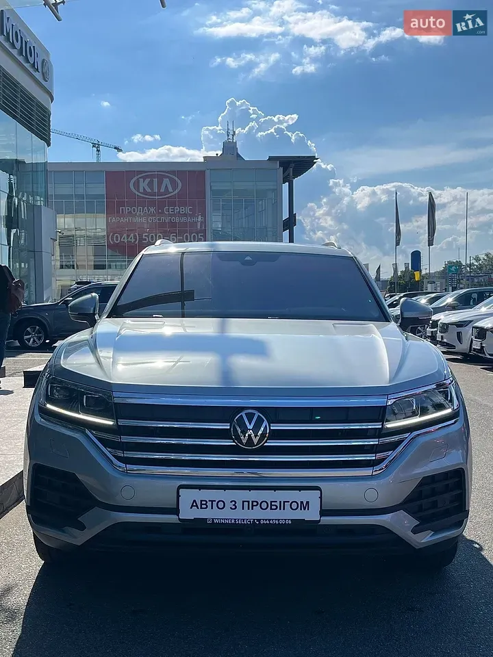 Volkswagen Touareg 2023 photo 3