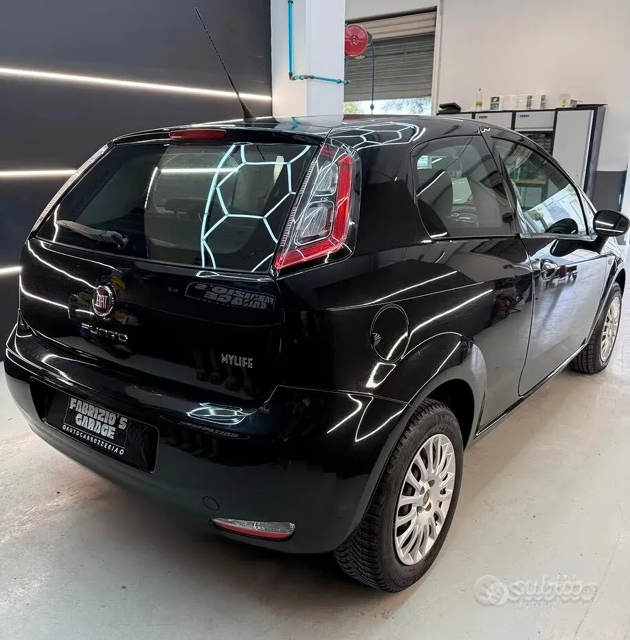 Fiat Grande Punto 2013 photo 5