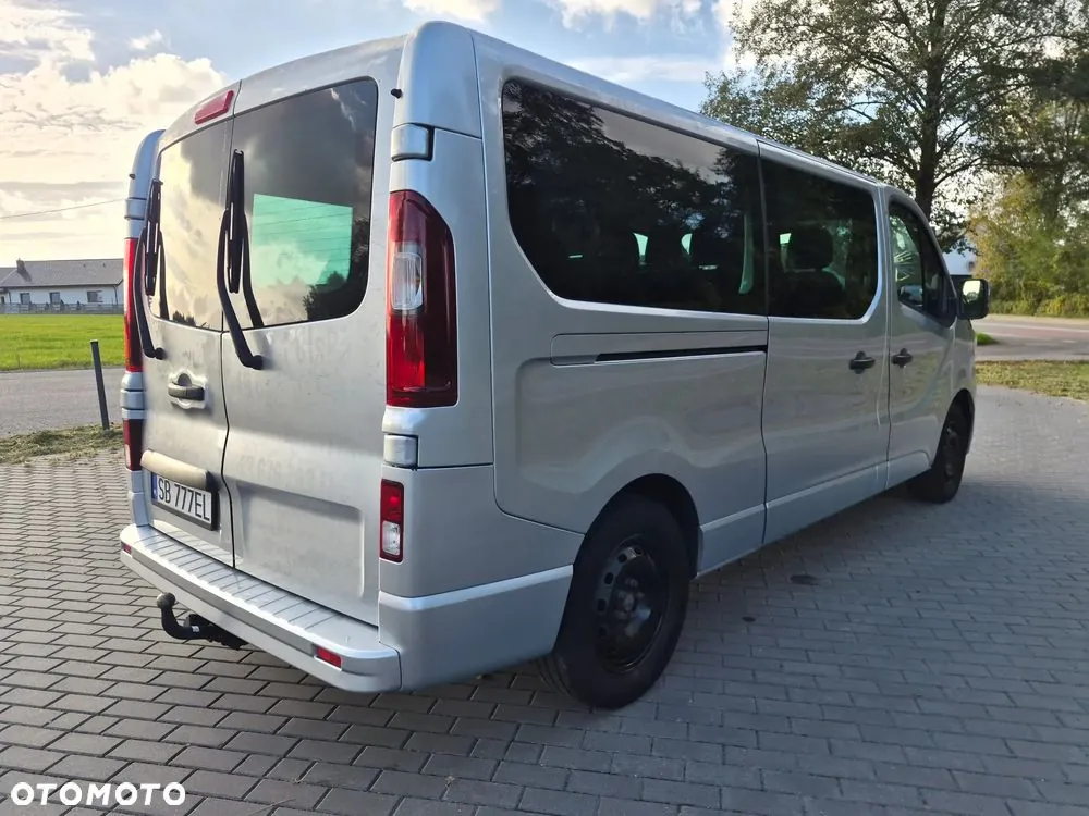Renault Trafic 2022 photo 5