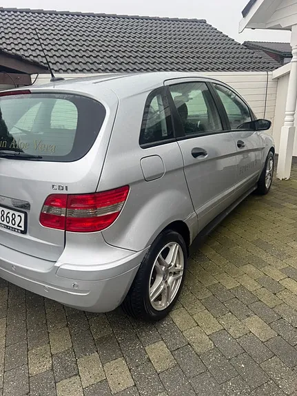 Mercedes-Benz B180 D 2006 photo 3