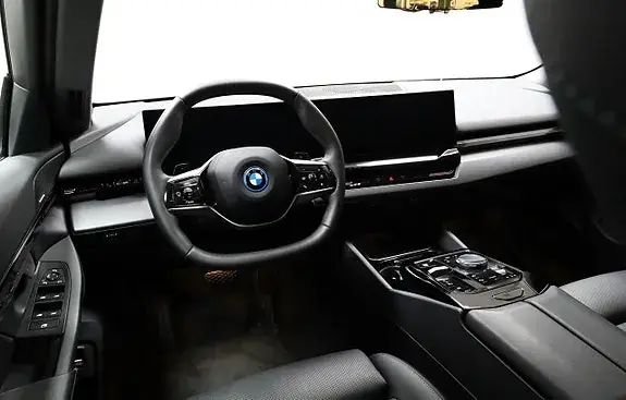 BMW 530E 2025 photo 4
