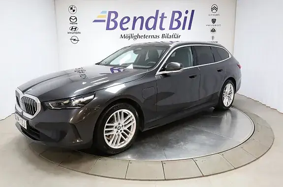 BMW 530E 2025 photo 5