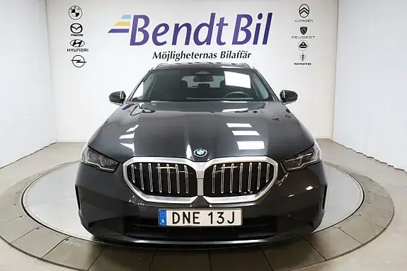 BMW 530E 2025 photo 3