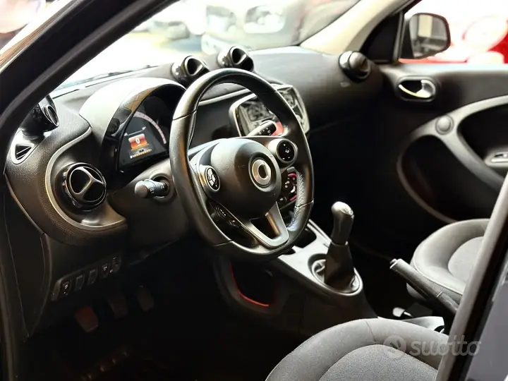 Smart Forfour 2019 photo 4