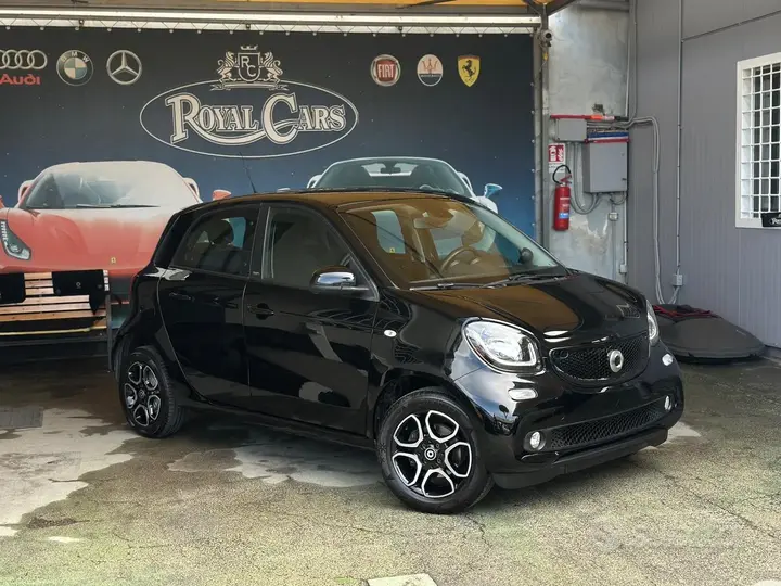 Smart Forfour 2019 photo 2