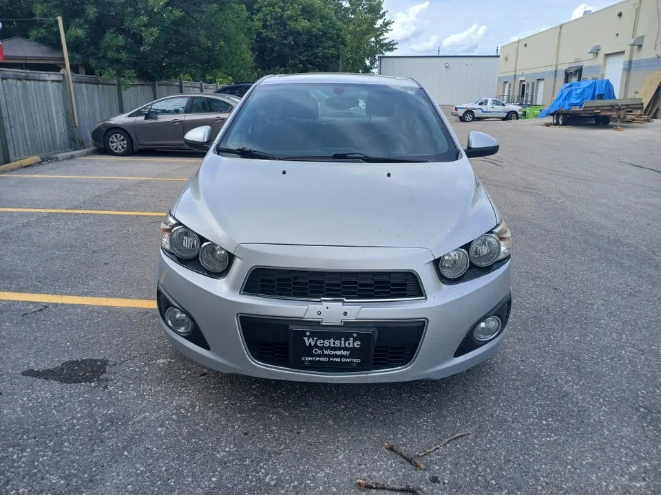 Chevrolet Sonic 2014 photo 2
