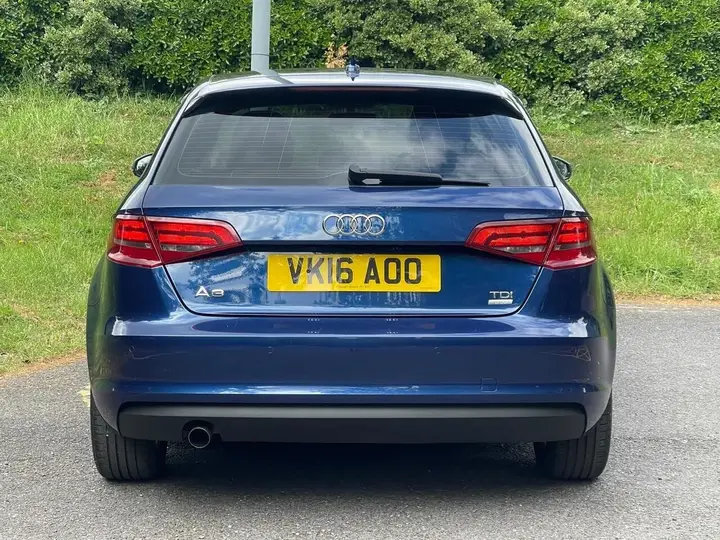 Audi A3 2016 photo 5