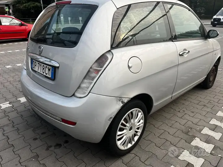 Lancia Ypsilon 2008 photo 2