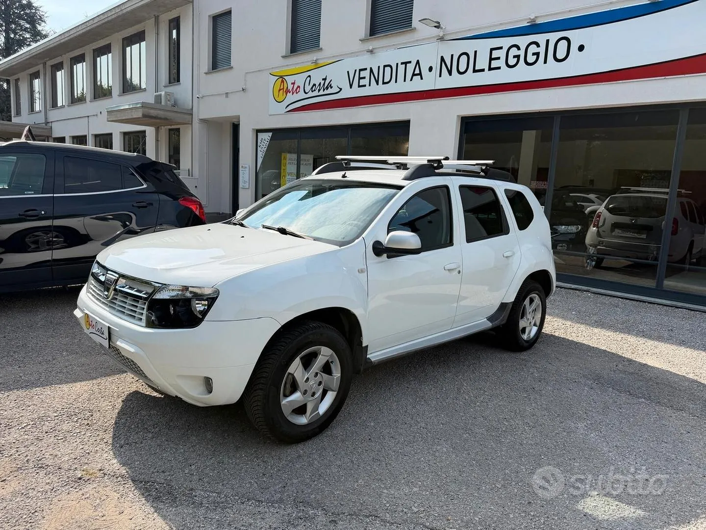 Dacia Duster 2012 photo 2