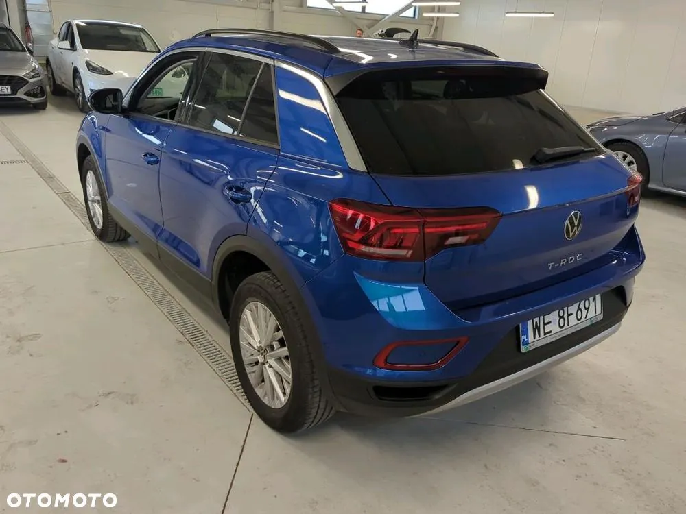 Volkswagen T-Roc 2023 photo 3
