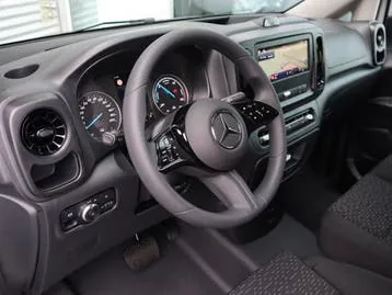 Mercedes-Benz Evito 2026 photo 3