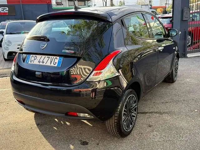 Lancia Ypsilon 2023 photo 3