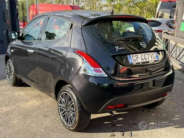 Lancia Ypsilon 2023 photo 4