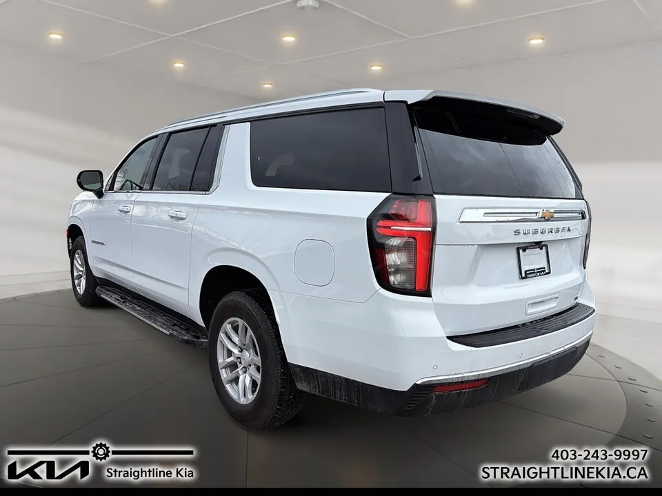 Chevrolet Suburban 2023 photo 4