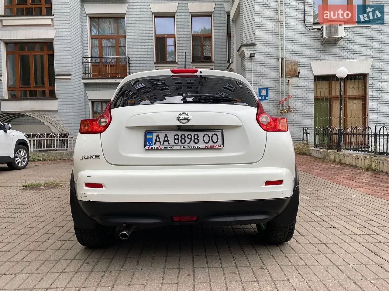 Nissan Juke 2012 photo 4