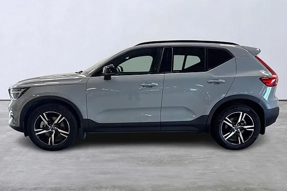 Volvo Xc40 2025 photo 2