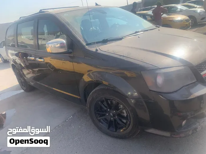 Dodge Caravan 2019 photo 3