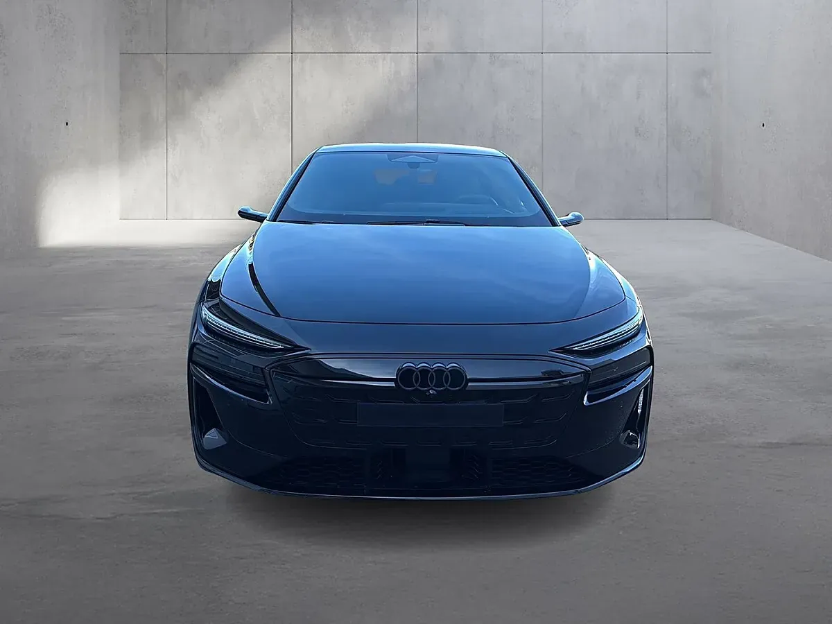 Audi A6 2025 photo 2