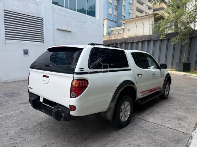 Mitsubishi Triton