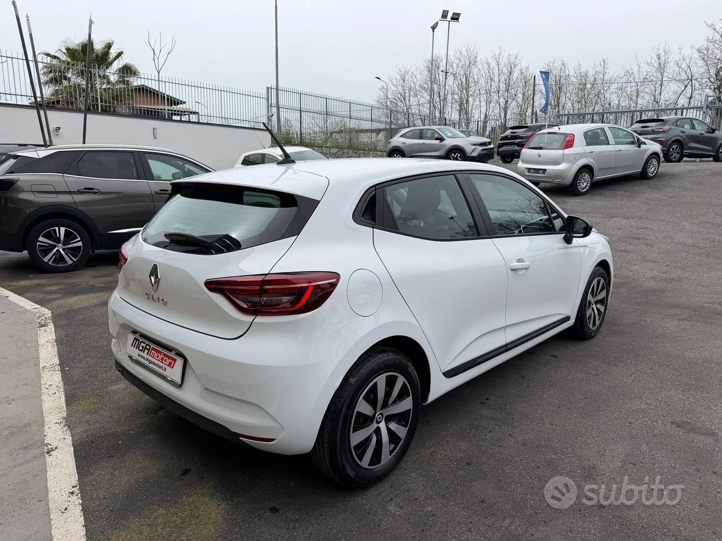 Renault Clio 2023 photo 4